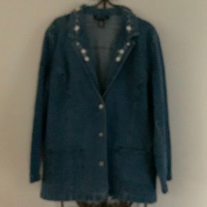 Denim&Co 3 button denim car coat. 2 front pockets